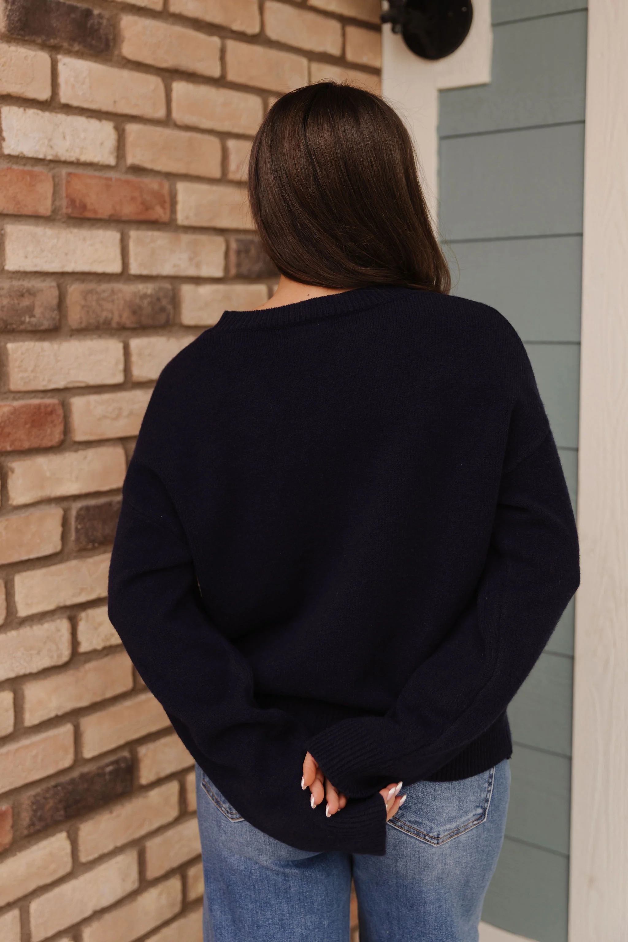 THE SALTY CRAB SWEATER IN NAVY - Image 5