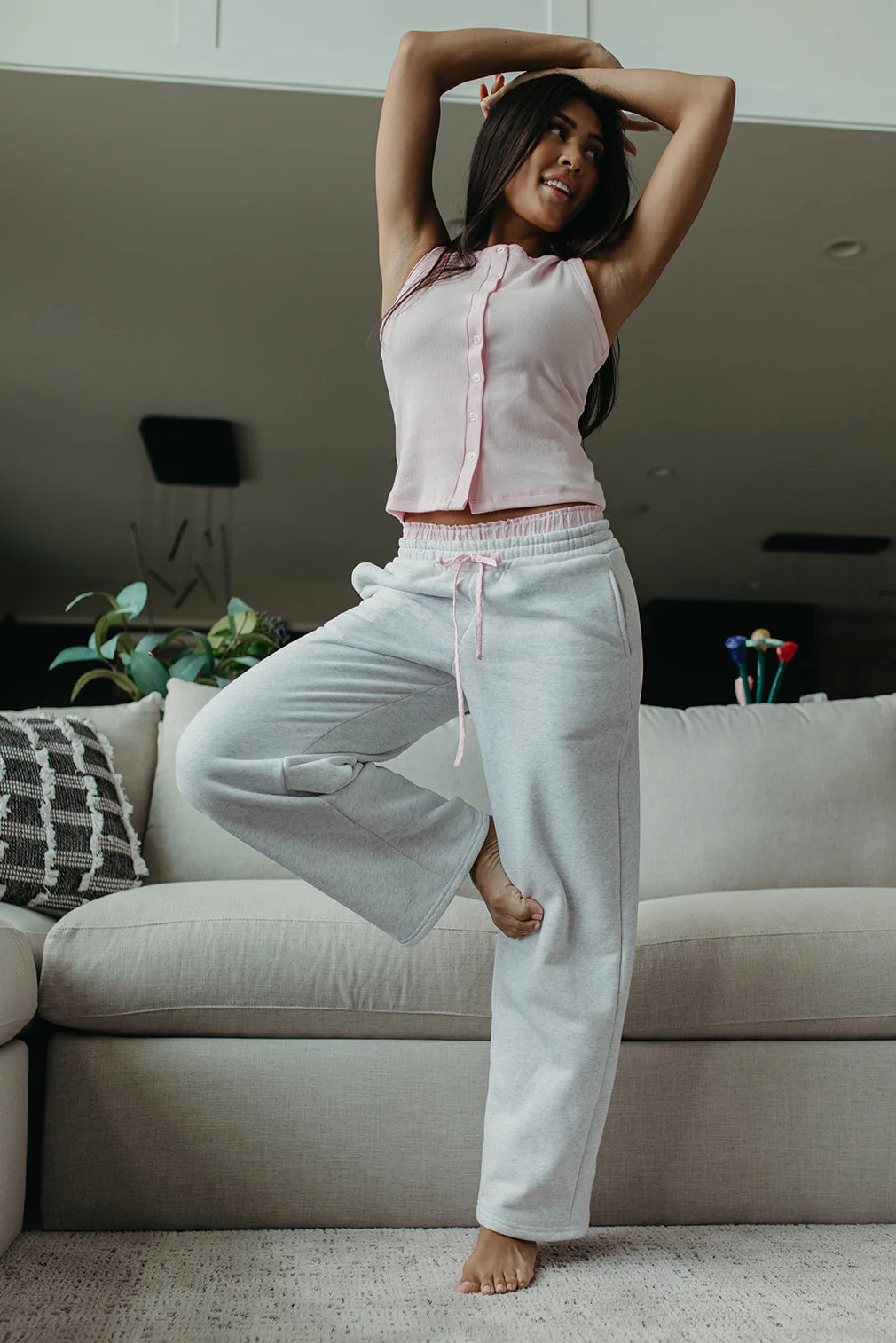 THE SCARLETT PEEKABOO PLAID BOXER SWEATPANTS - Image 2
