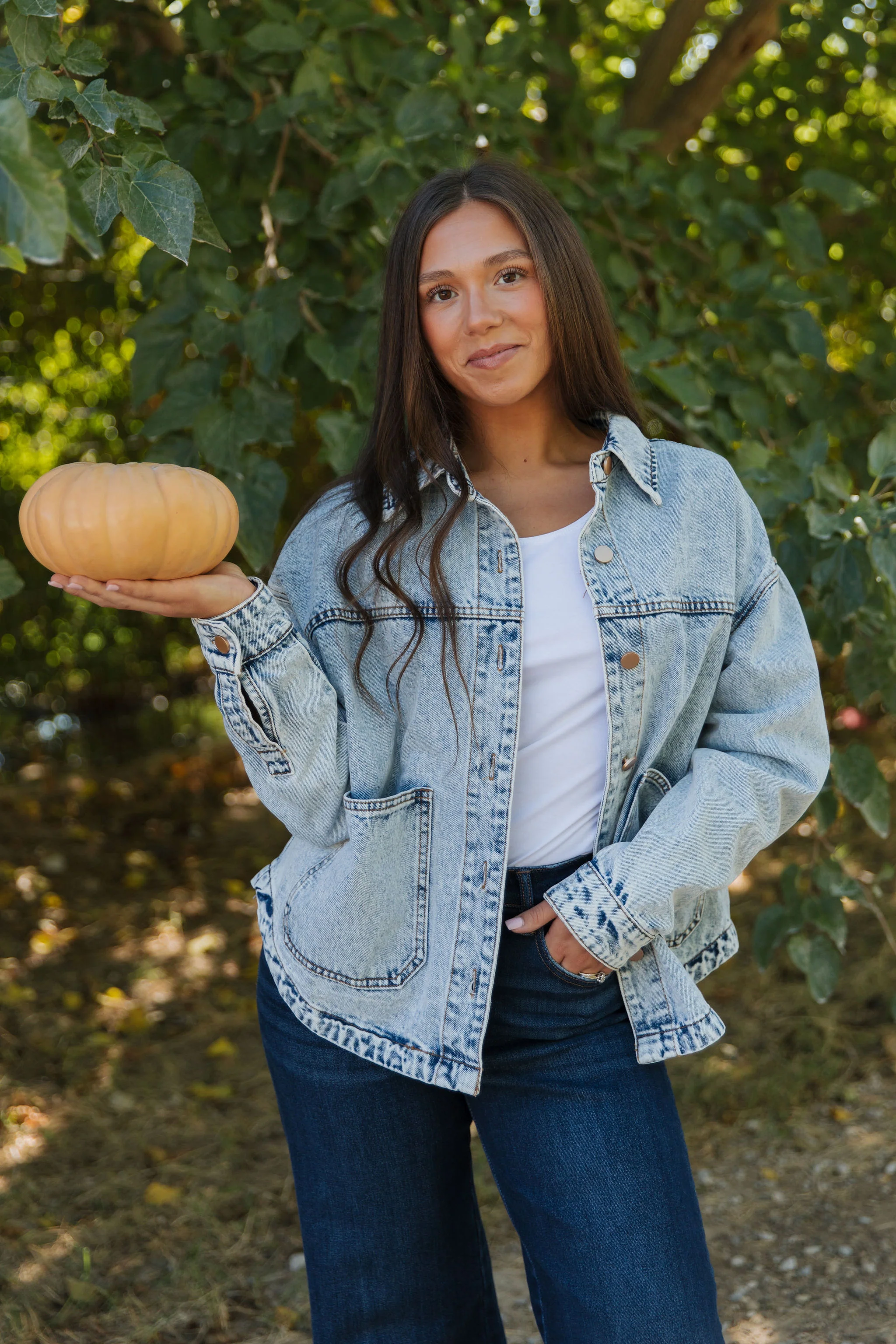 THE SELAH VINTAGE DENIM JACKET - Image 3
