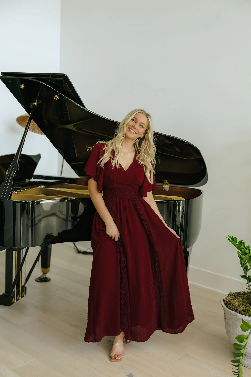 THE SERAFINA MAXI DRESS IN BURGUNDY - Image 3