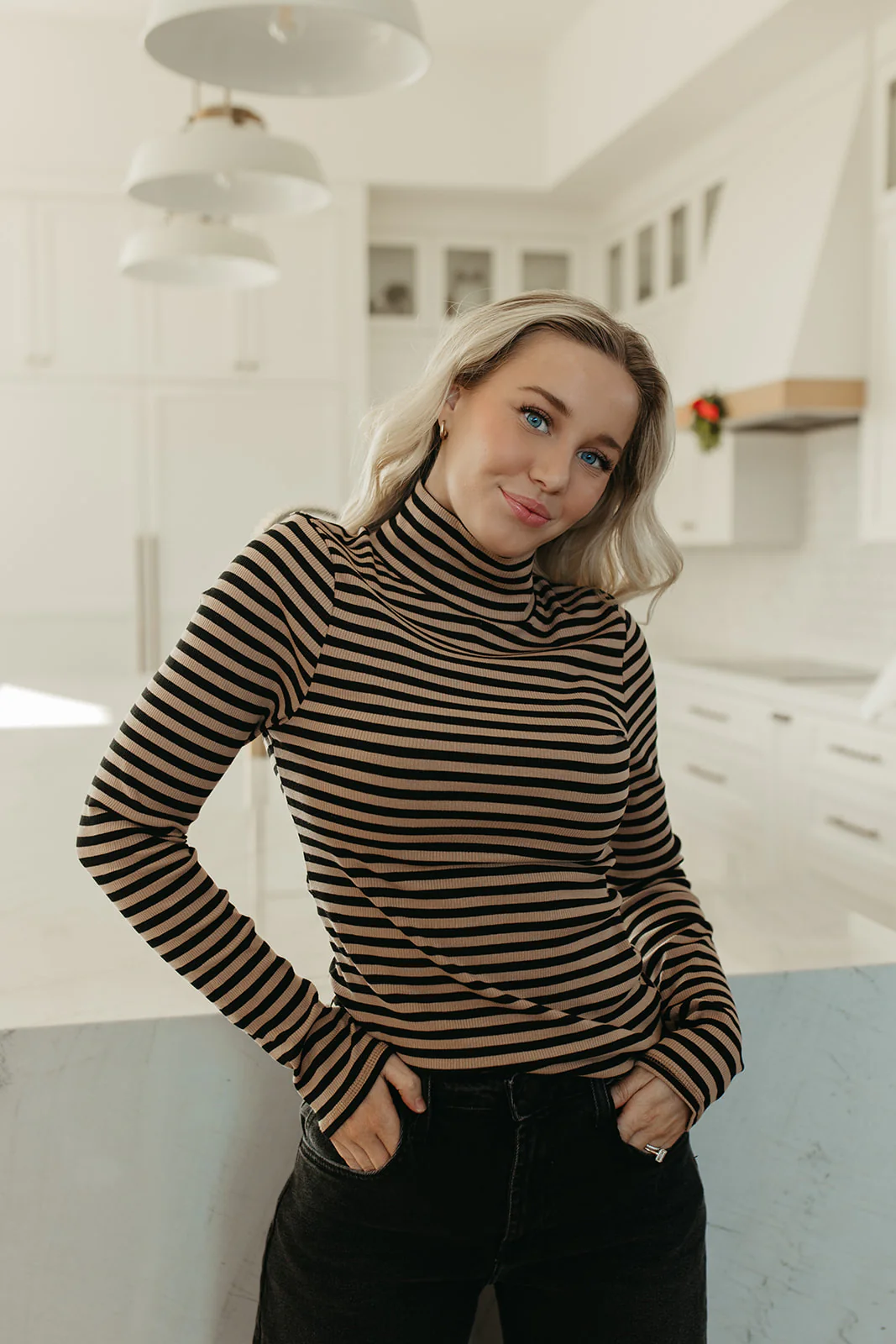 THE SHAYLA LONG SLEEVE TOP IN TAUPE - Image 2