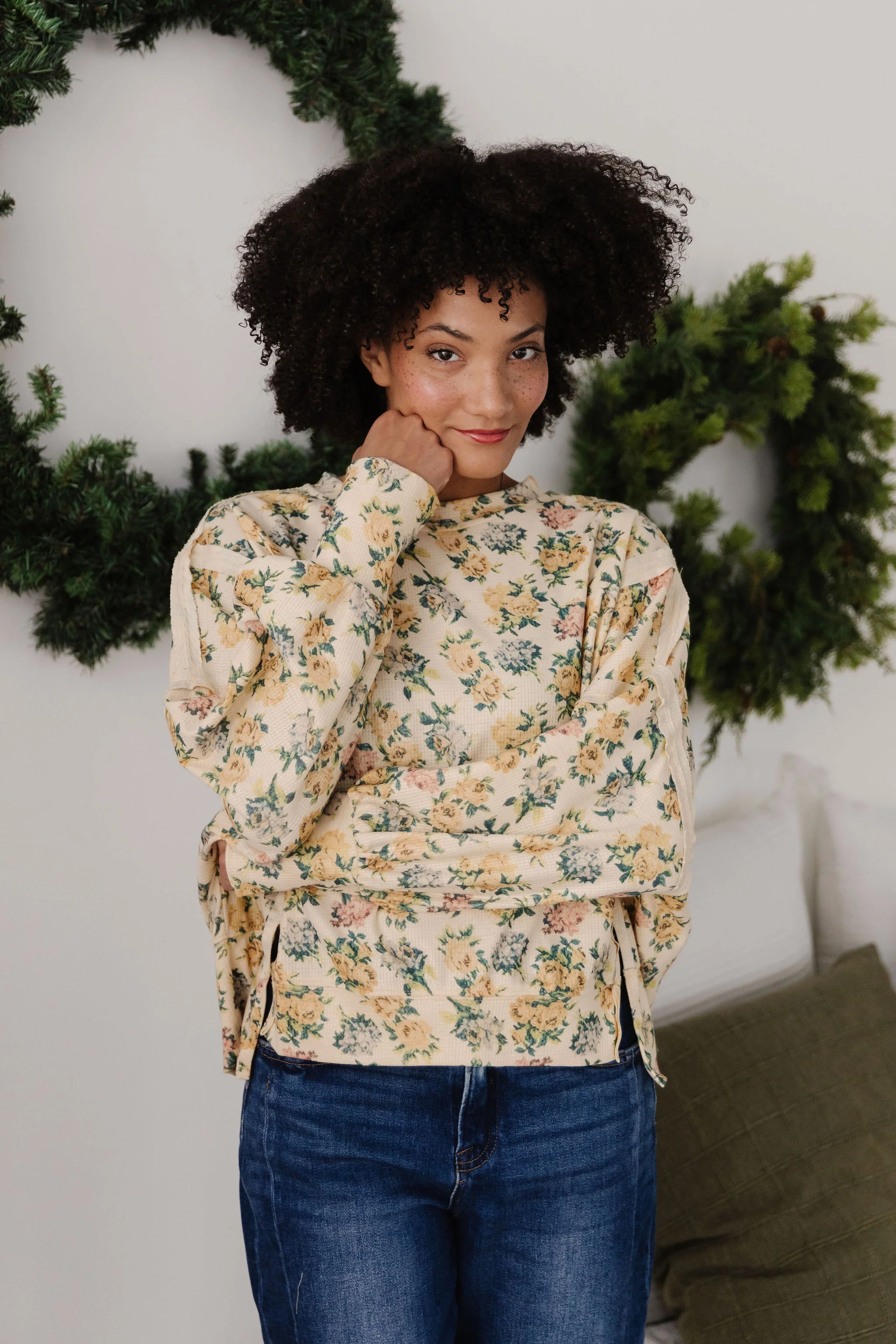 THE SHILANE WAFFLE FLORAL TOP IN CREAM - Image 2
