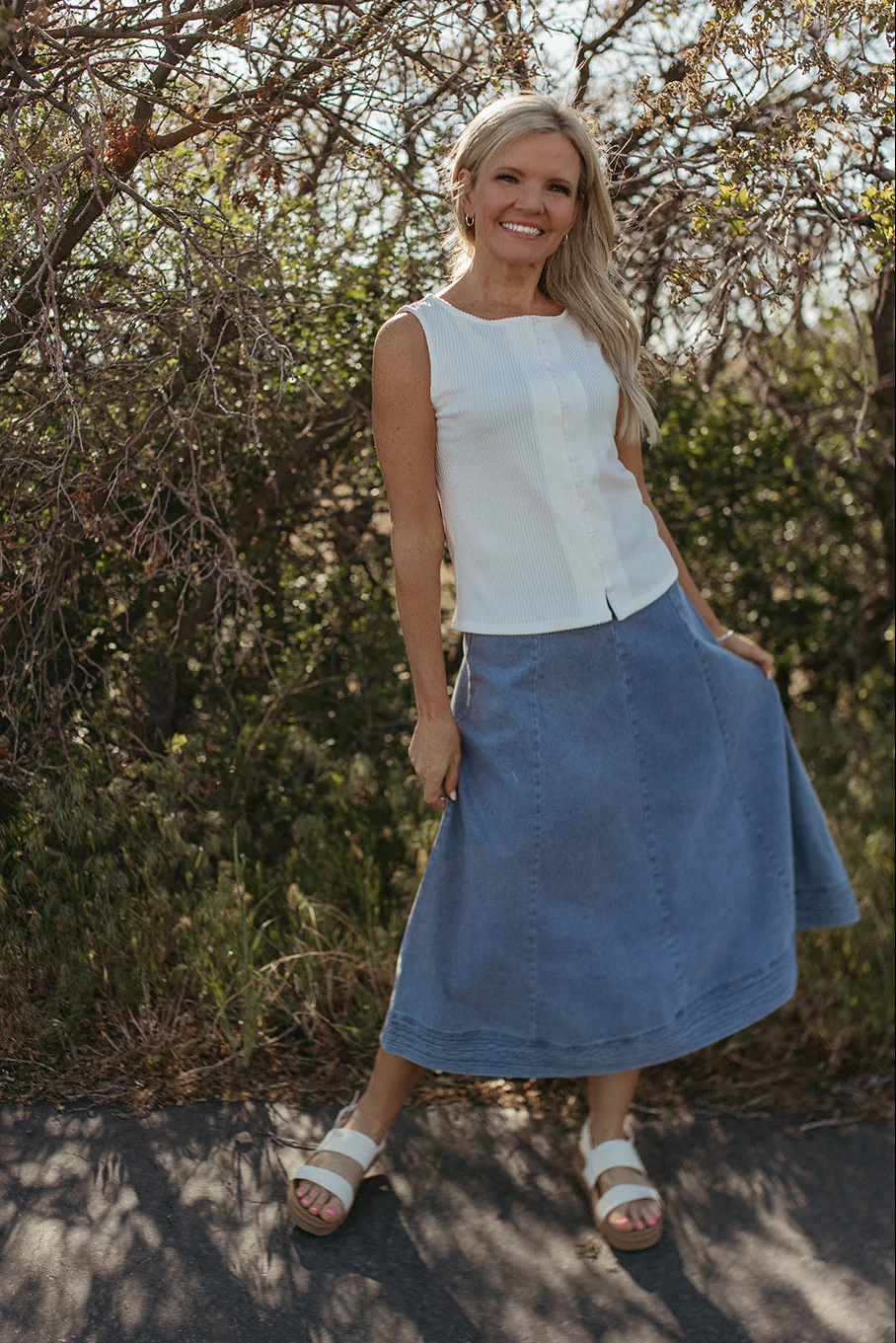 THE SIENNA DENIM MIDI SKIRT - Image 3
