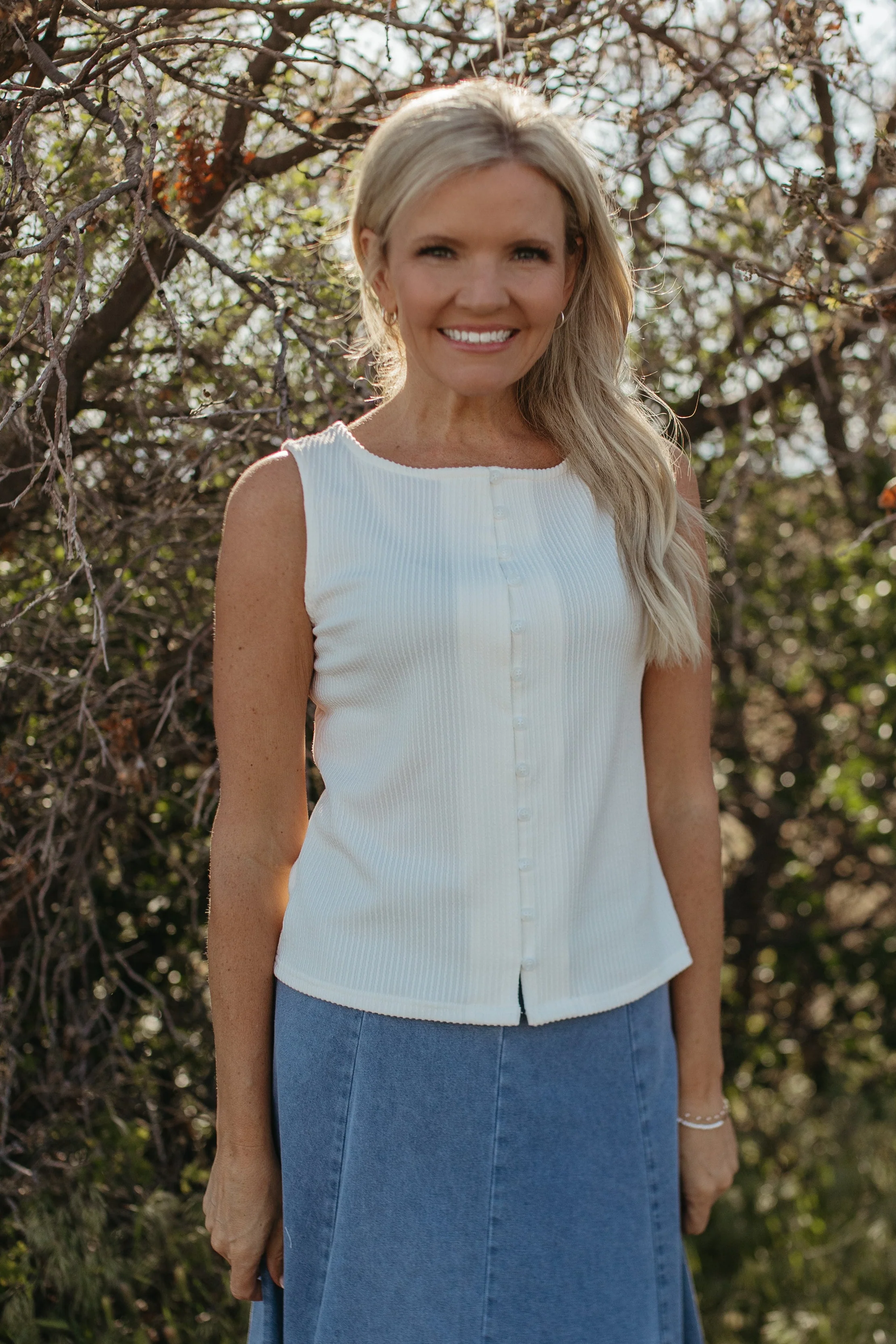 THE SOPHIE TEXTURED BUTTON TANK IN WHITE