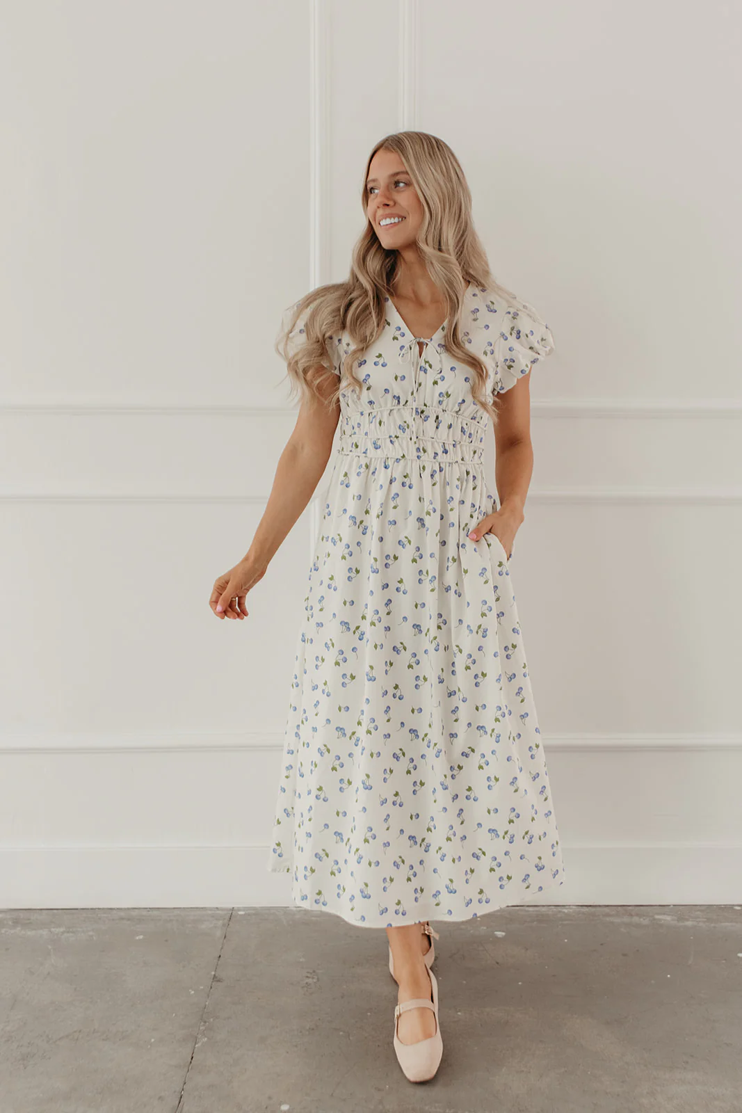 THE SUMMER BERRY MIDI DRESS IN BLUEBERRY - Image 3