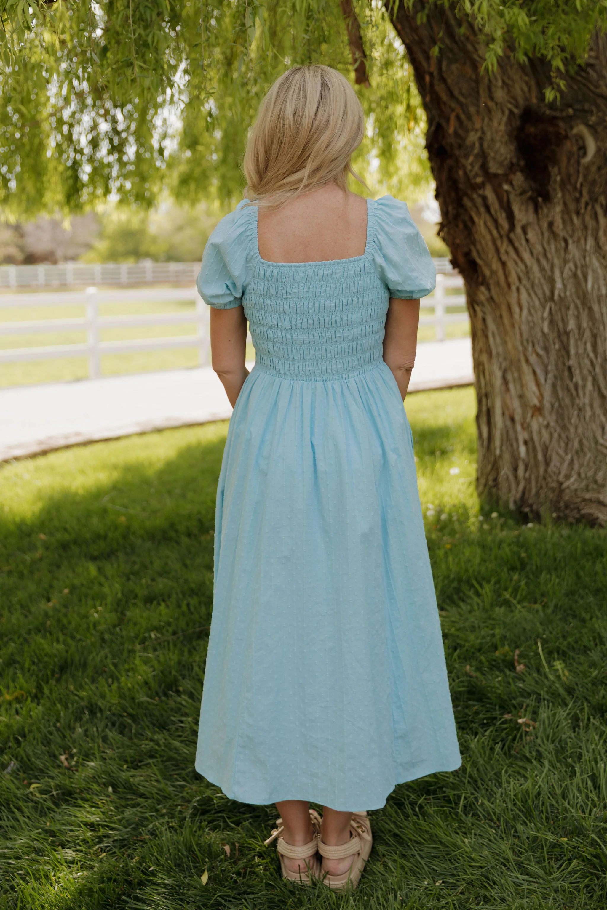THE SUZANNAH BOW DETAIL DRESS IN BLUE - Image 7