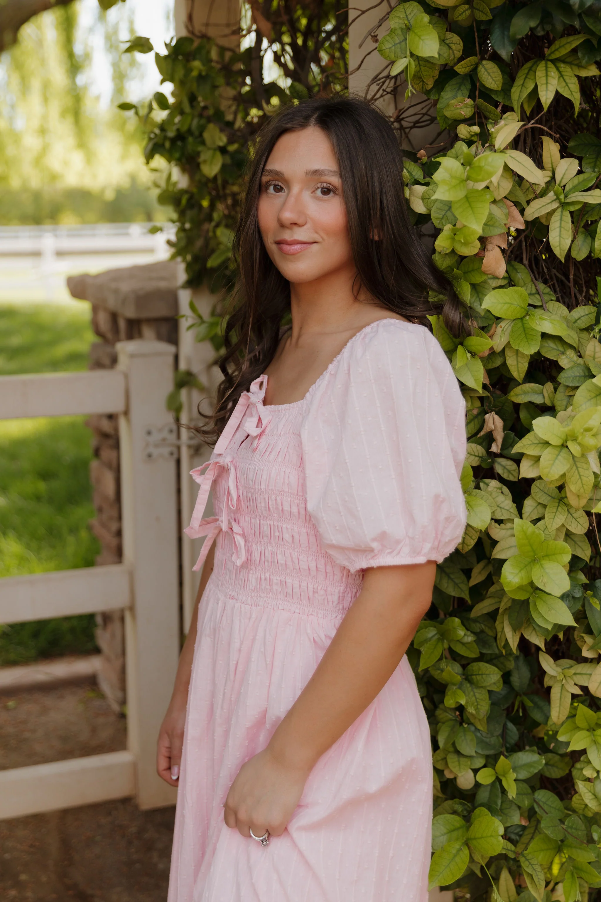 THE SUZANNAH BOW DETAIL DRESS IN PINK - Image 5