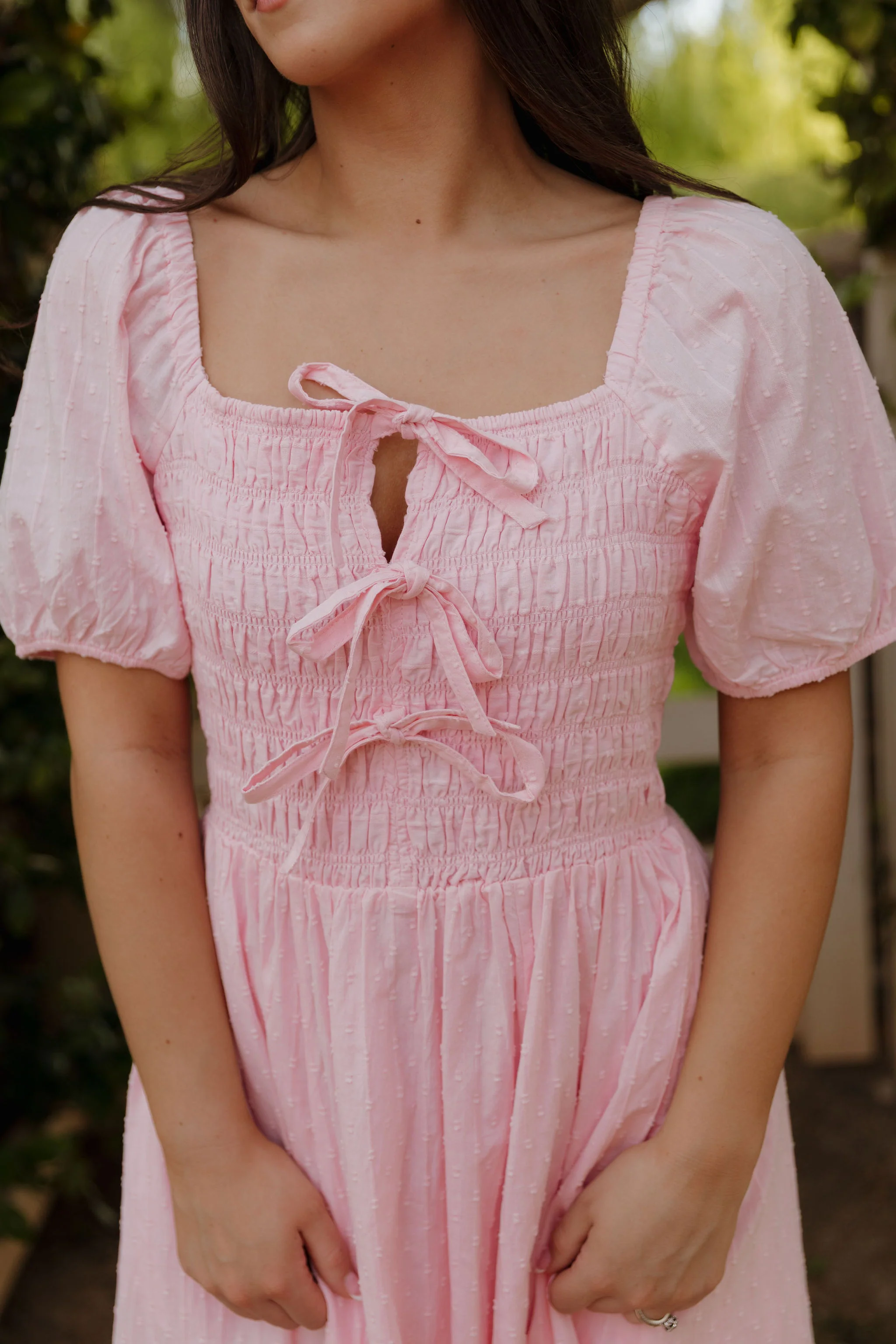 THE SUZANNAH BOW DETAIL DRESS IN PINK - Image 6
