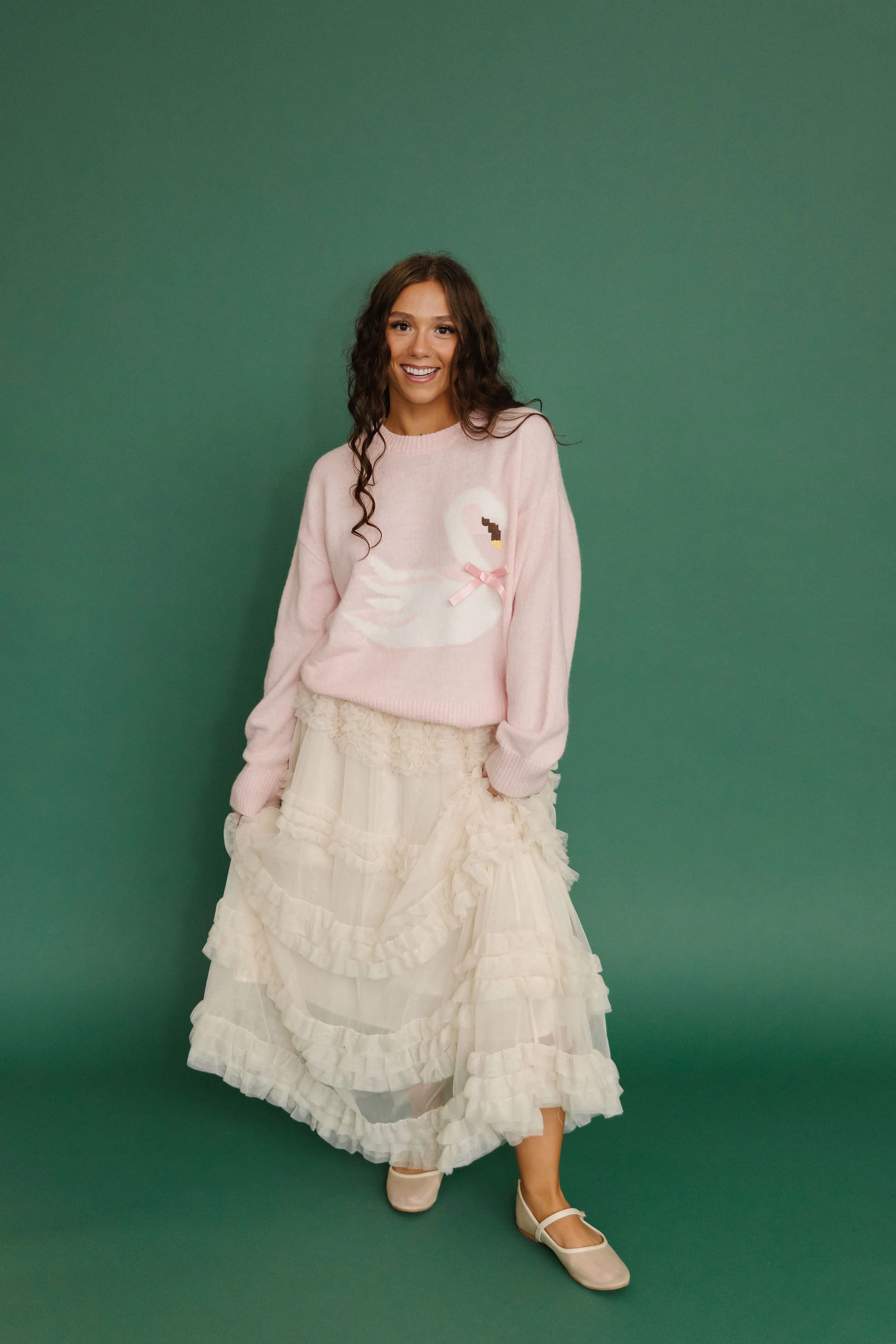THE SWAN BOW GRAPHIC KNIT SWEATER IN PINK - Image 6