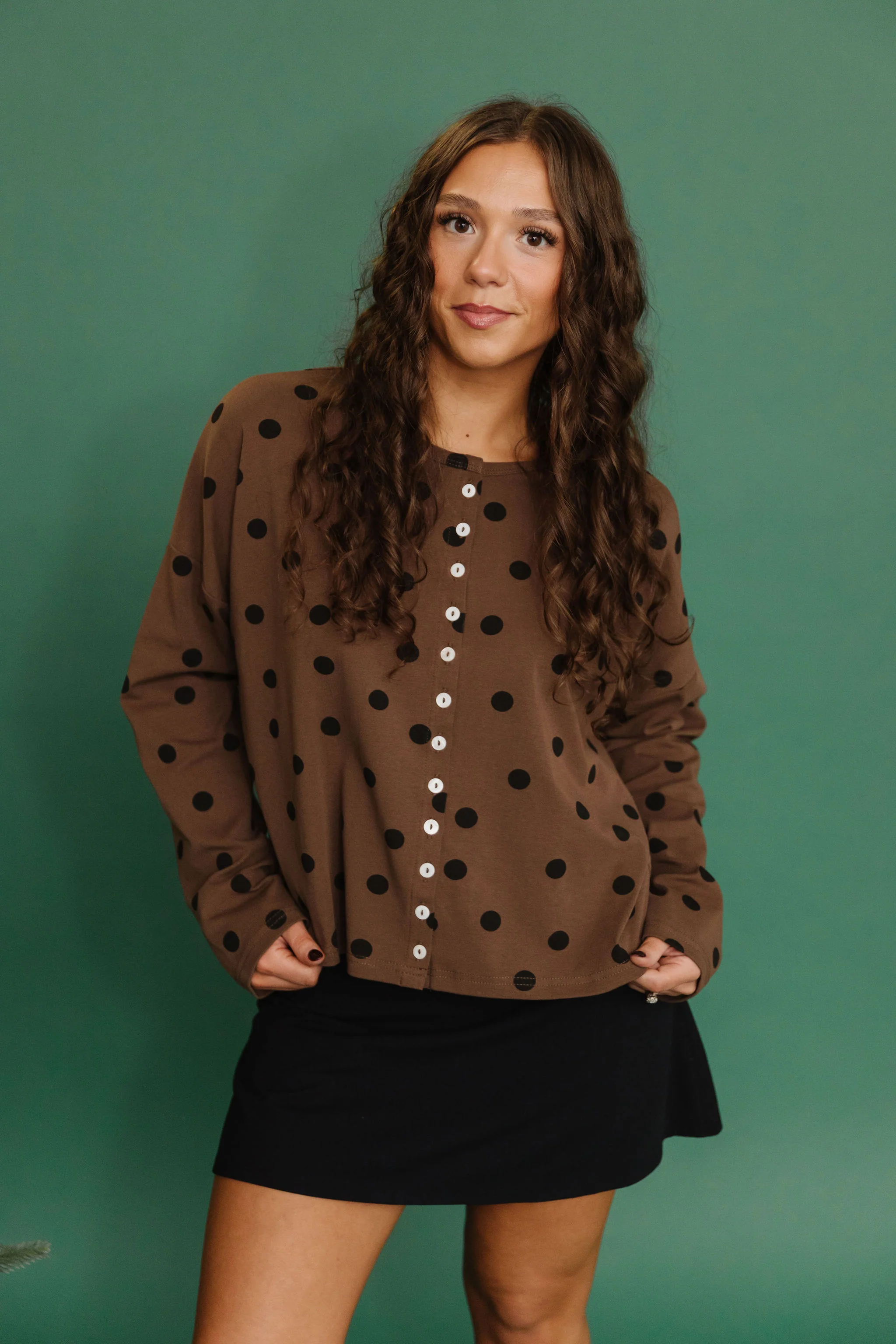 THE TAYLOR POLKA DOT CARDIGAN IN BROWN - Image 6