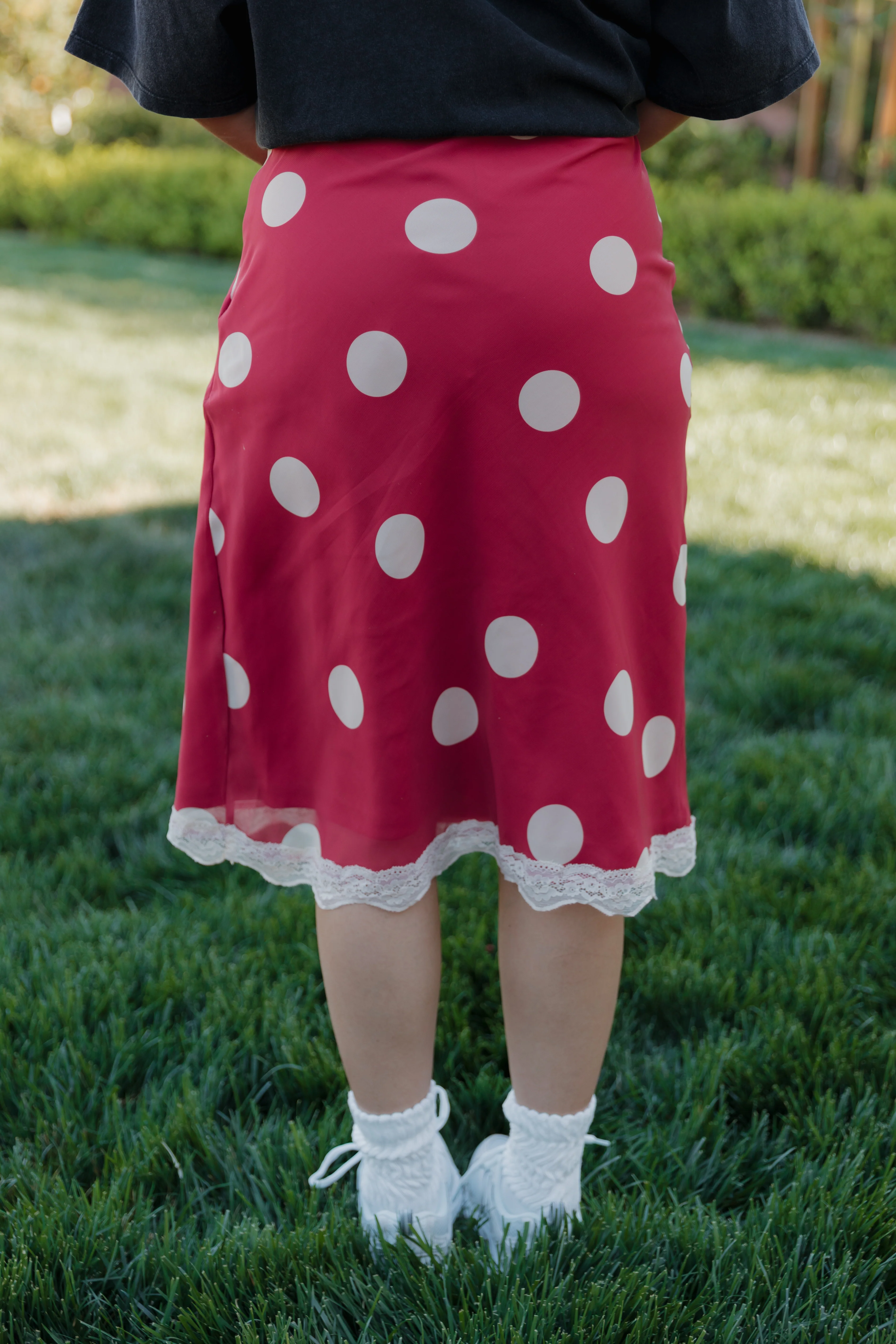 THE VICTORIA POLKA DOT MIDI SKIRT IN RED - Image 3