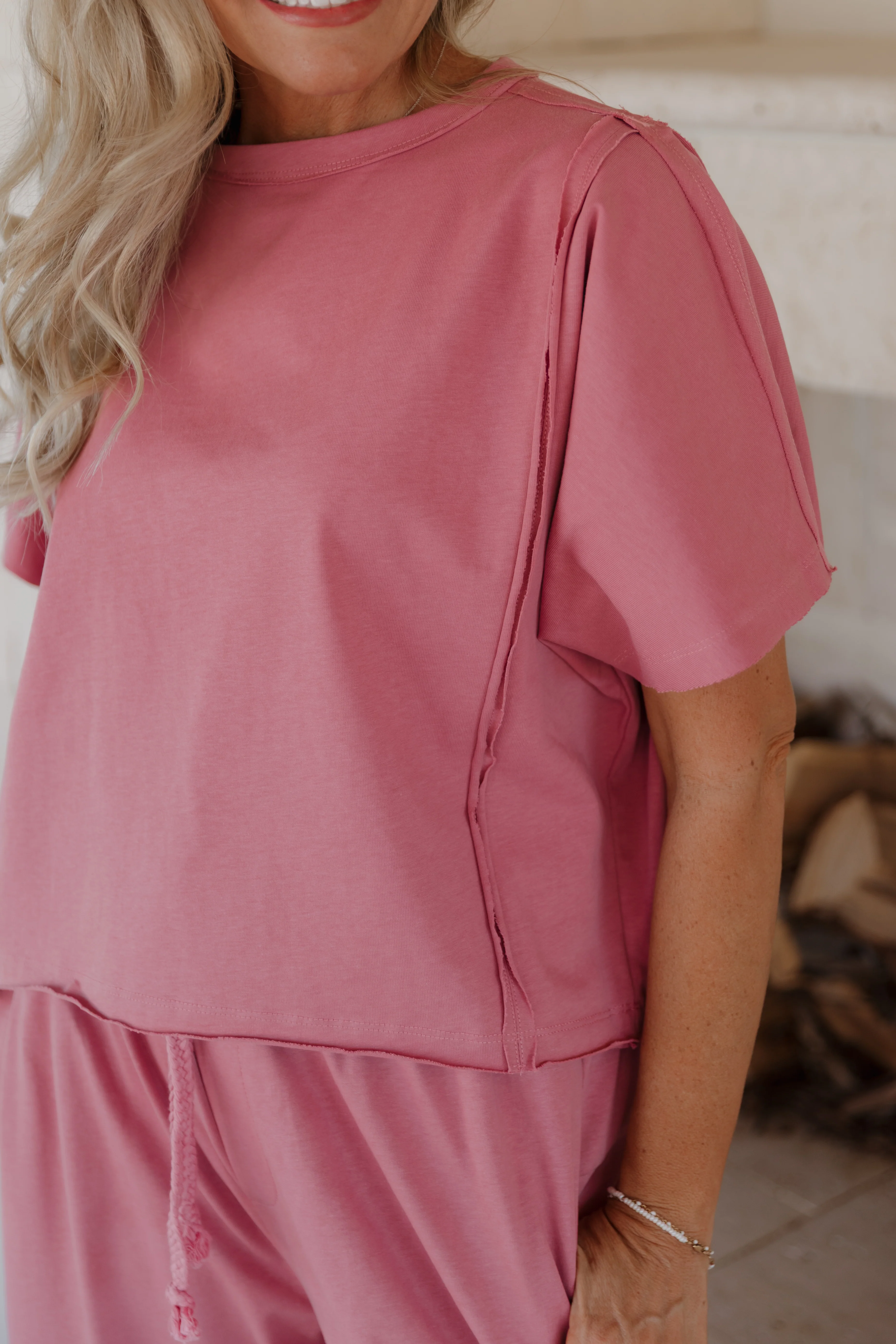 THE WILLOW ROUND NECK TEE IN ROSE PINK - Image 2