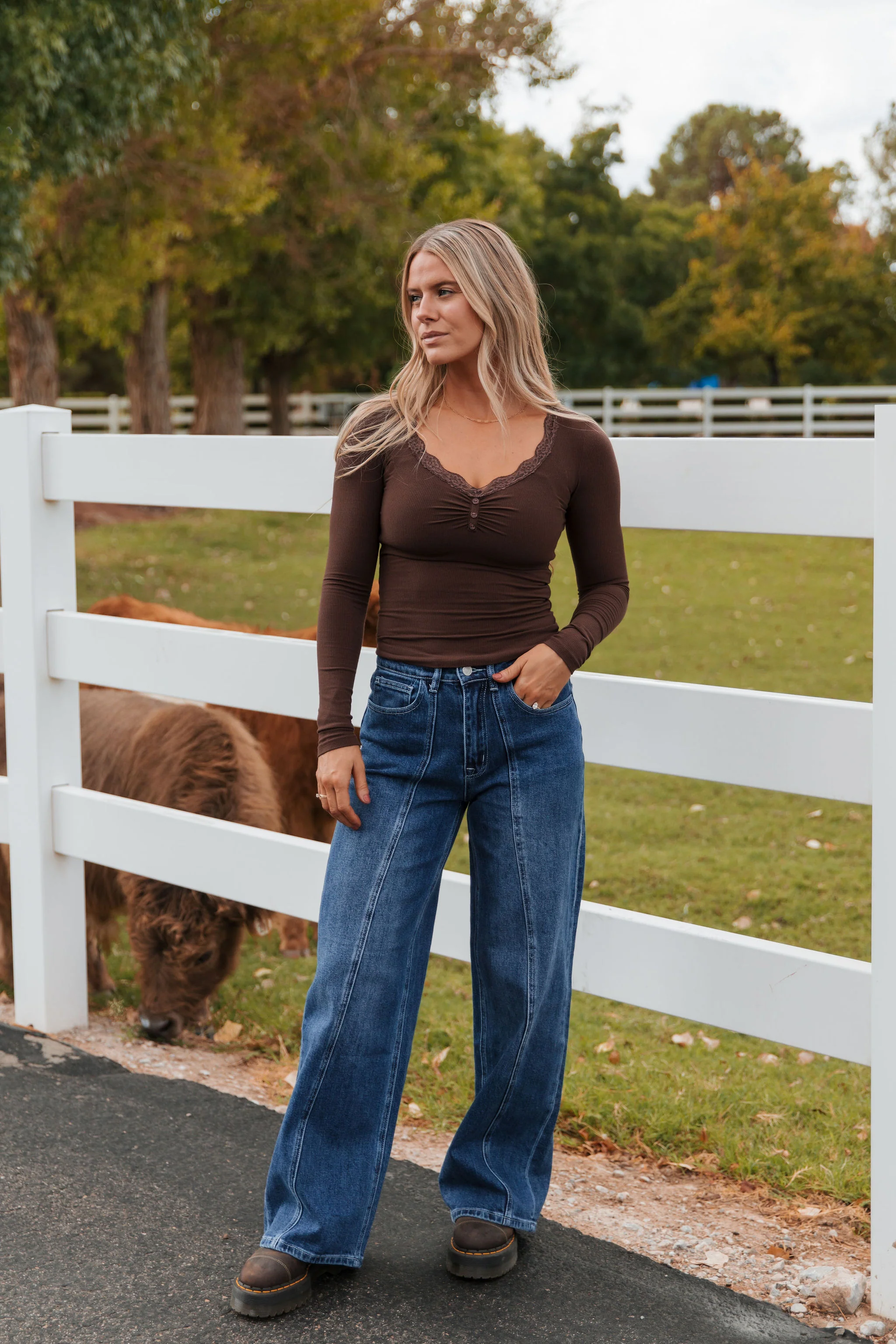 THE WINSLET WIDE LEG STRAIGHT JEAN - Image 2
