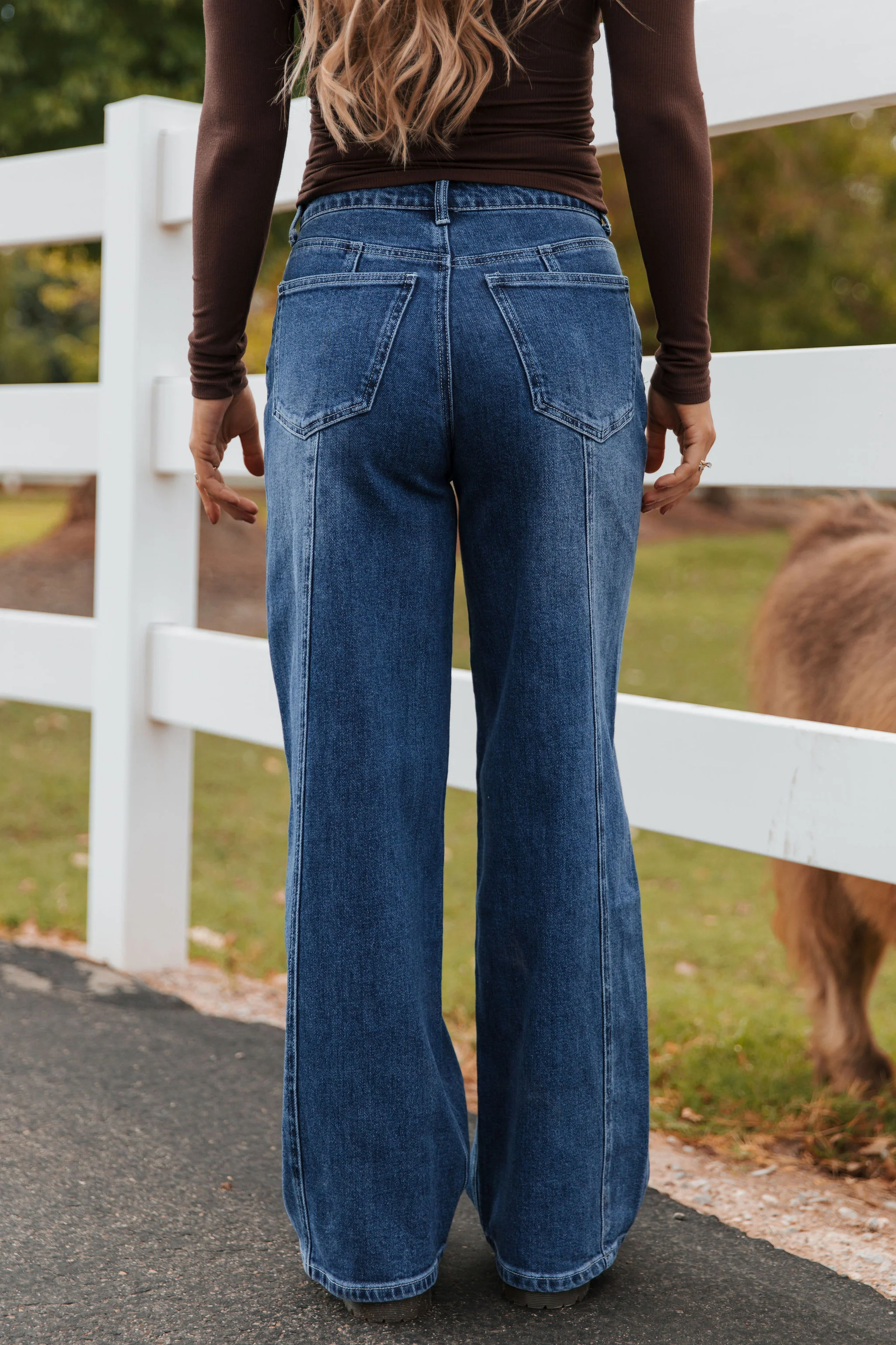 THE WINSLET WIDE LEG STRAIGHT JEAN - Image 4