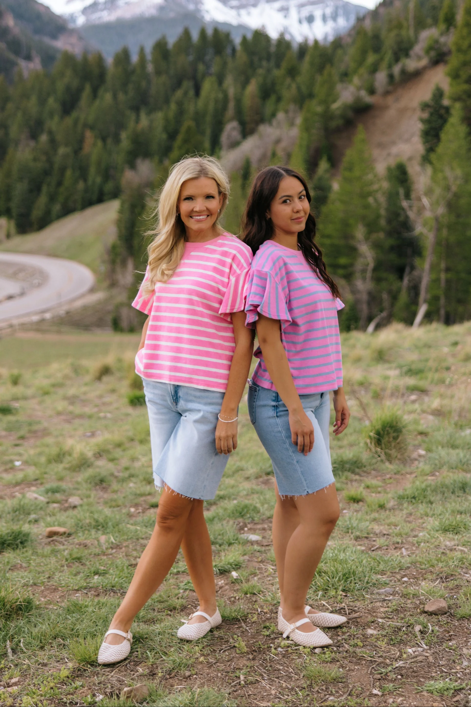 THE ZELLA RUFFLE SLEEVE STRIPE KNIT TOP IN PURPLE/BLUE - Image 4